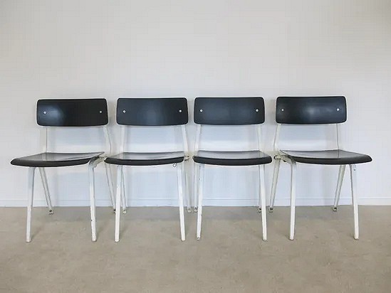 Mid-Century modern Revolt theater chairs - Friso Kramer